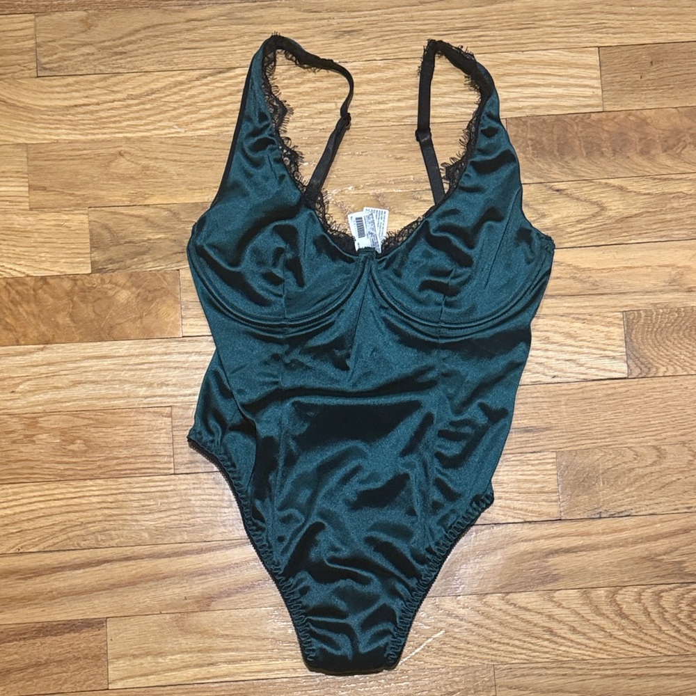 Forever 21 Emerald Satin Lace Trim Bodysuit